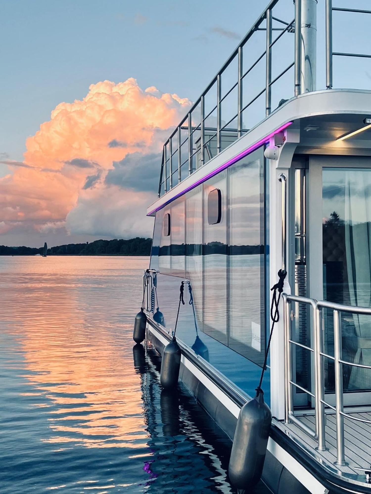Nena Hausboot Hotel Berlin Ngoại thất bức ảnh